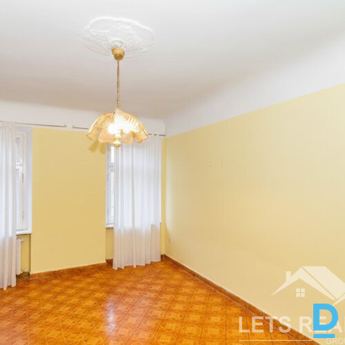 3 istabu dzīvoklis, Artilērijas iela 8, Centrs, Rīga, Latvija.