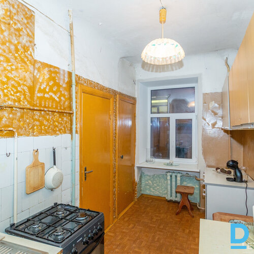 3 istabu dzīvoklis, Artilērijas iela 8, Centrs, Rīga, Latvija.