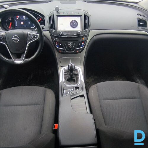 Pārdod Opel Insignia, 2015