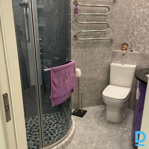 Izīrē dzīvokli Lenču iela 2