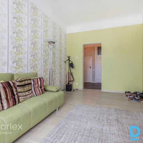 Dzīvoklis ar balkonu!