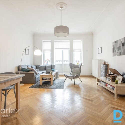 Dzīvoklis ar balkonu!