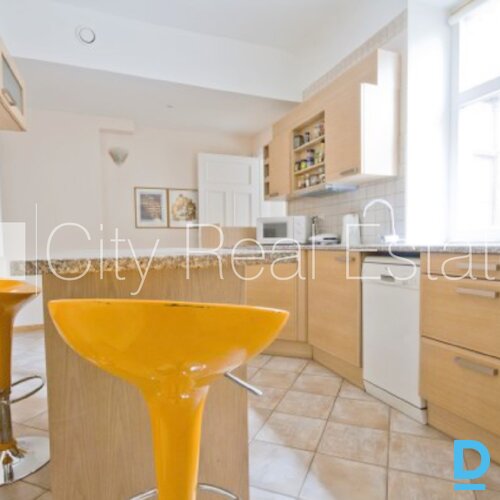 Izīrē dzīvokli Rīgā