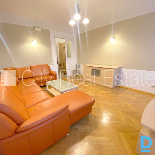 Izīrē dzīvokli Rīgā