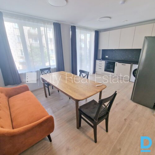 Izīrē dzīvokli Rīgā