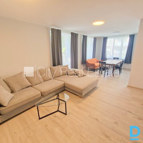 Izīrē dzīvokli Rīgā