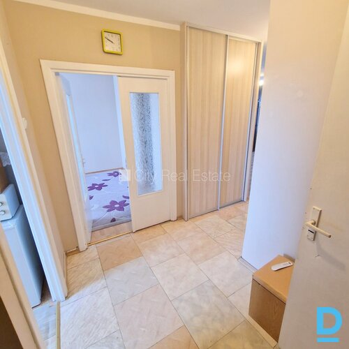 Izīrē dzīvokli Rīgā