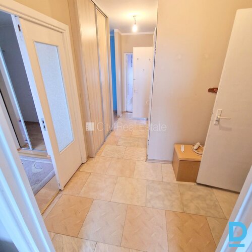 Izīrē dzīvokli Rīgā