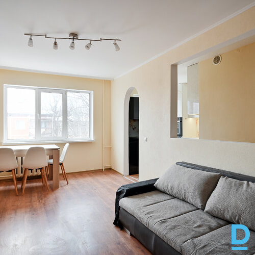 Pārdod dzīvokli Silciema iela 13 k-1