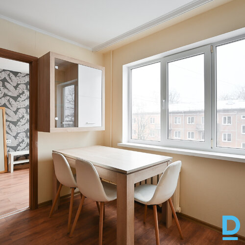 Pārdod dzīvokli Silciema iela 13 k-1