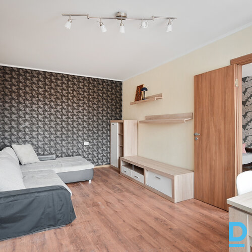 Pārdod dzīvokli Silciema iela 13 k-1