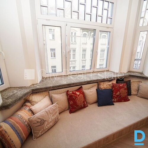 Izīrē dzīvokli Rīgā