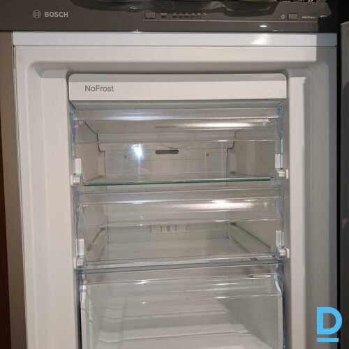 Pārdod Bosch GSN36VB3V/01 Saldētavas. 