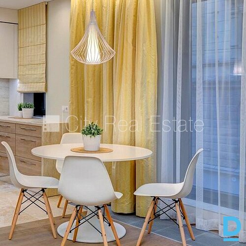 Izīrē dzīvokli Rīgā