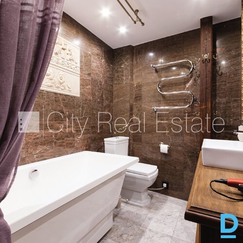 Izīrē dzīvokli Rīgā