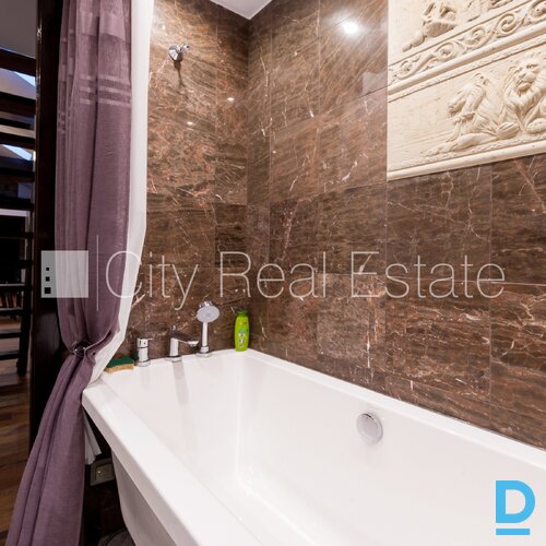 Izīrē dzīvokli Rīgā