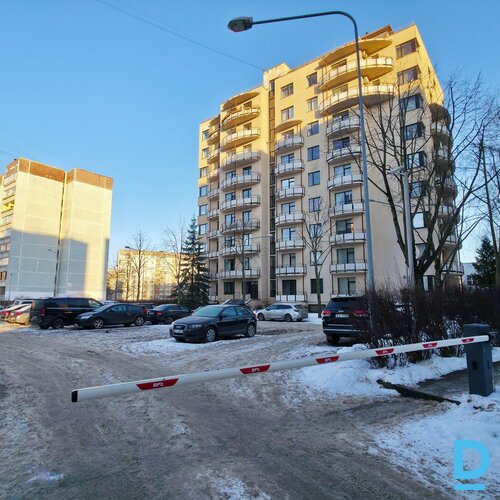 Pārdod dzīvokli Pļavnieku 9, 50m², 2 ist.
