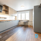 Продается со вкусом отремонтированная 3-комнатная квартира  в Вецмилграви.Кварти