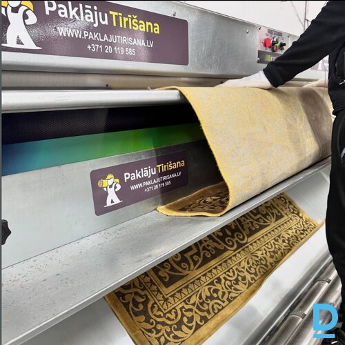 Piedāvā Paklāju tīrīšanu