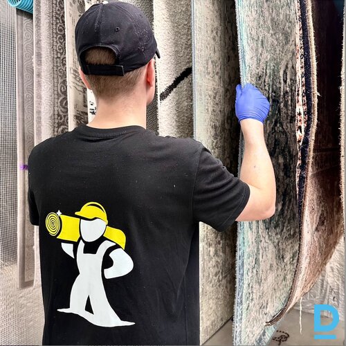 Piedāvā Paklāju tīrīšanu