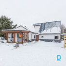 Pārdošanā divstāvu māja ar plašu zemes gabalu Medemciemā, tikai 4 km no RīgasPie