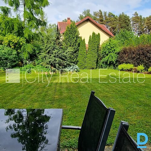 Pārdod māju Jūrmalā