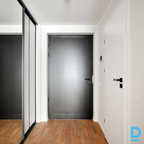 Pārdod dzīvokli Raņķa dambis 5