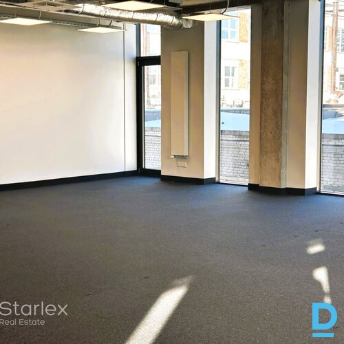 B klases biroja ēkā Red line tiek iznomātas telpas 3. stāvā