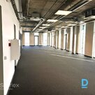 B klases biroja ēkā Red line tiek iznomātas telpas 3. stāvā