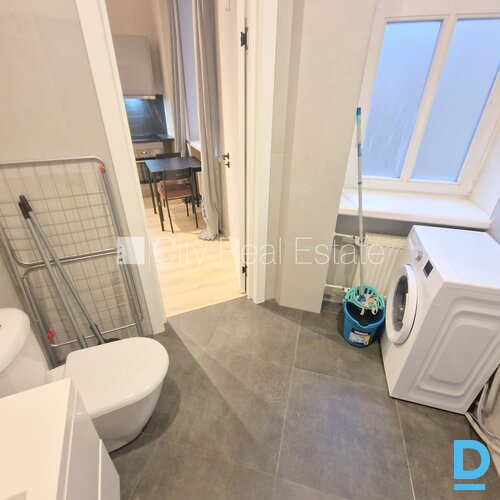 Izīrē dzīvokli Rīgā