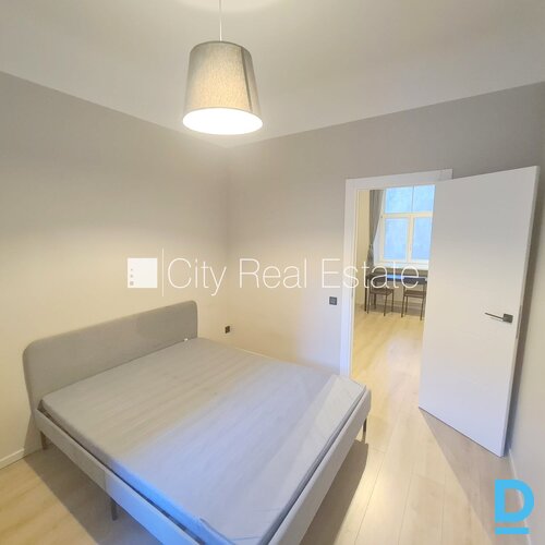 Izīrē dzīvokli Rīgā