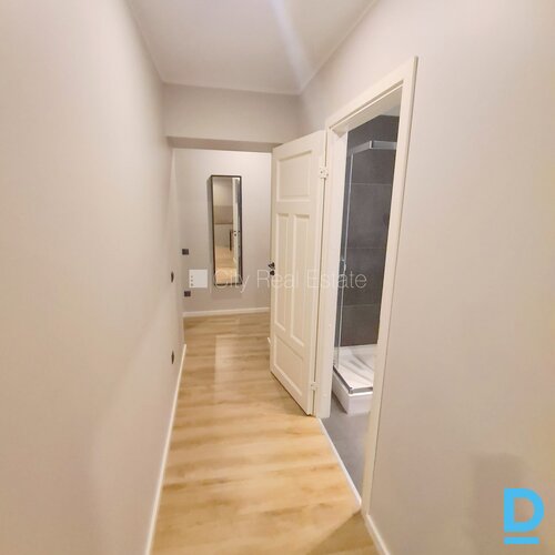 Izīrē dzīvokli Rīgā