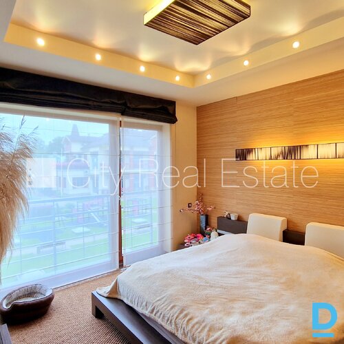 Pārdod dzīvokli Jūrmalā