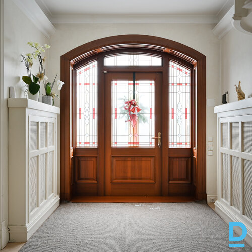 Pārdod māju Kadiķu iela 1