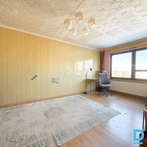 Pārdod dzīvokli Āžu iela 5