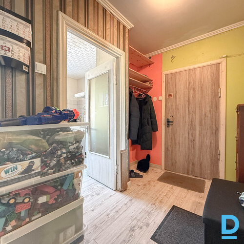 Pārdod dzīvokli Āžu iela 5