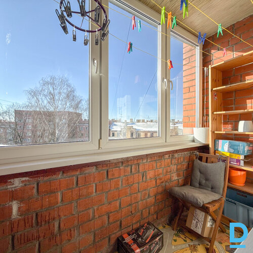 Pārdod dzīvokli Āžu iela 5