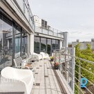 Эксклюзивные офисные помещения с террасой в современном бизнес-центре.