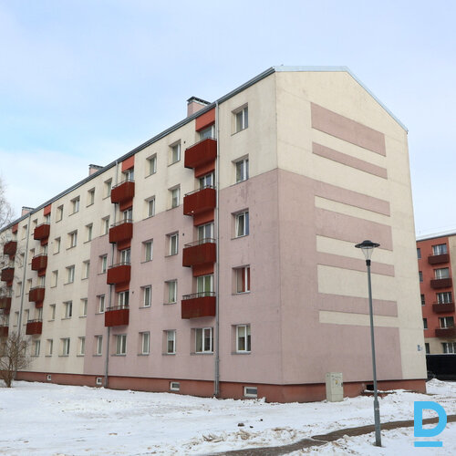 Pārdod dzīvokli Lielais prospekts 24