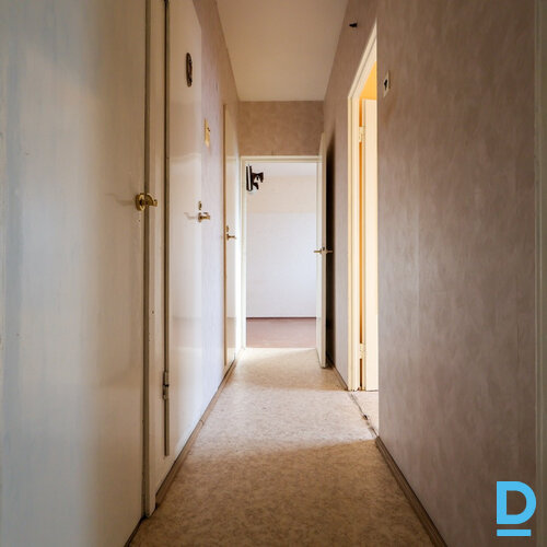 Pārdod dzīvokli Eduarda Tisē iela 79