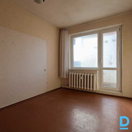 Pārdod dzīvokli Eduarda Tisē iela 79