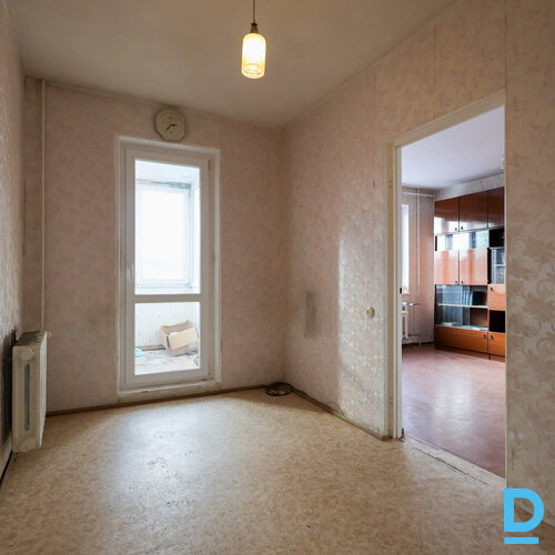 Pārdod dzīvokli Eduarda Tisē iela 79