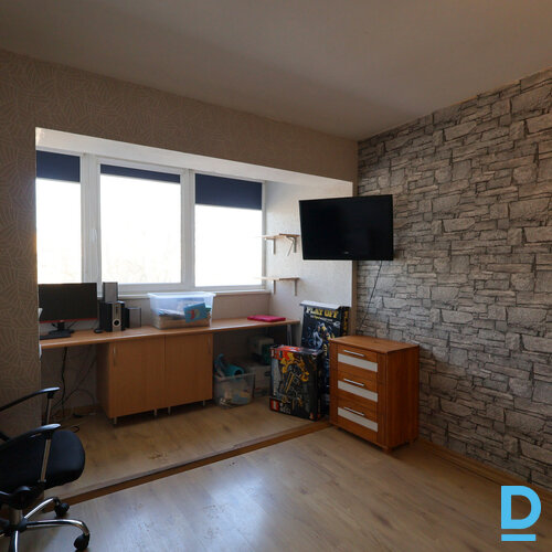 Pārdod dzīvokli Reiņu meža iela 14