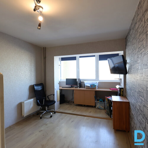 Pārdod dzīvokli Reiņu meža iela 14