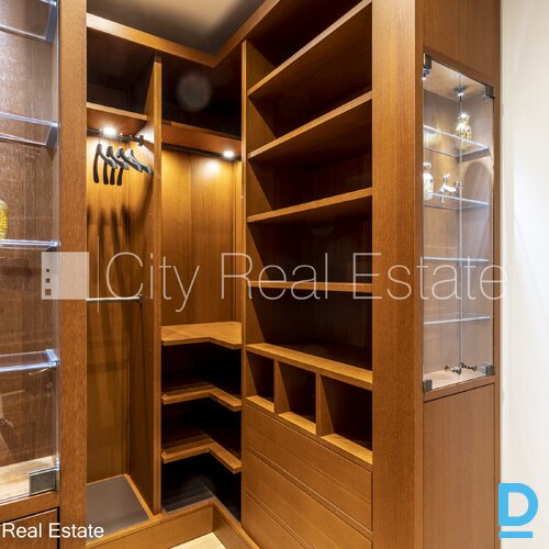 Izīrē dzīvokli Rīgā