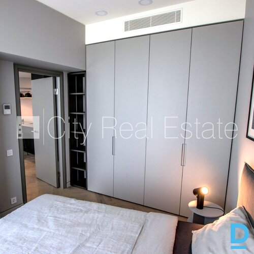 Izīrē dzīvokli Rīgā