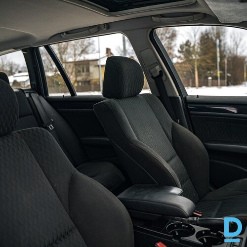 Pārdod BMW 320 2.0i, manuāls, 2000