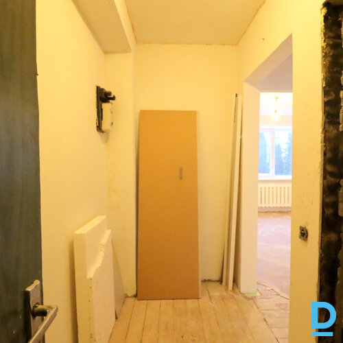 Pārdod dzīvokli Dzelzavas iela 19 Pārdod dzīvokli Dzelzavas iela 19