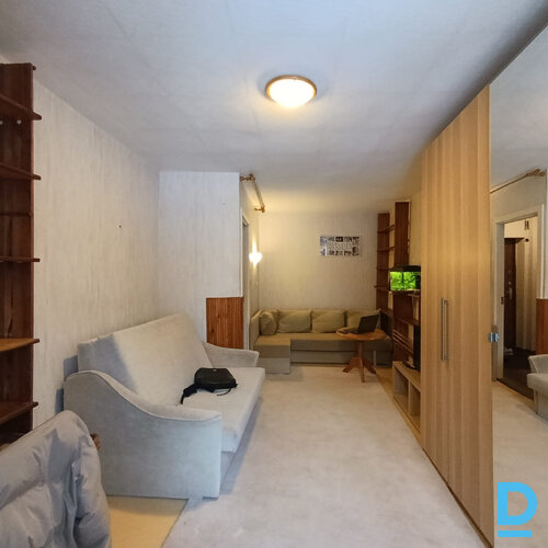 Pārdod dzīvokli Īslīces iela 14