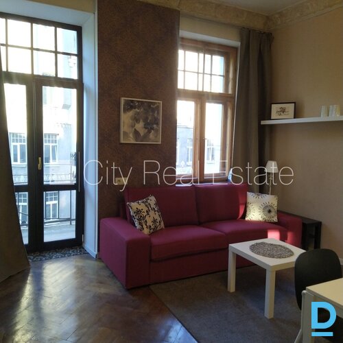 Izīrē dzīvokli Rīgā